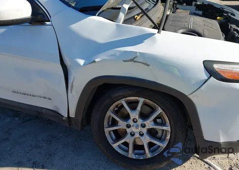 2016 Jeep Cherokee Latitude из США, поврежденный, VIN 1C4PJLCS4GW293676